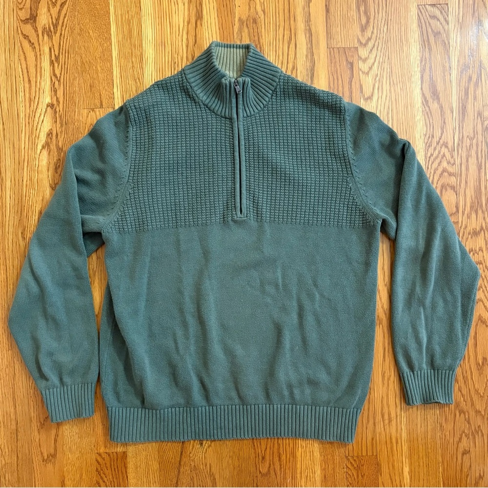IZOD Men’s Medium Quarter Zip Pullover / Forest Green Textured - TikTok Viral